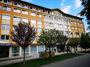 Prenajmem kancelárske priestory v centre mesta Poprad na námestí — foto 1