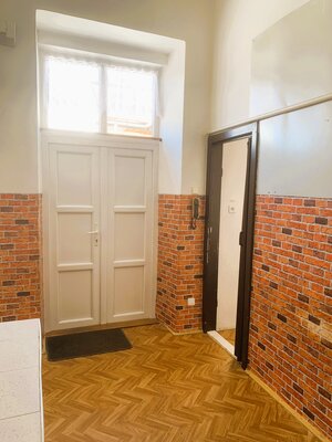 TEHLOVÝ MEŠTIACKY 1-IZBOVÝ BYT, KOŠICE -CENTRUM — foto 4