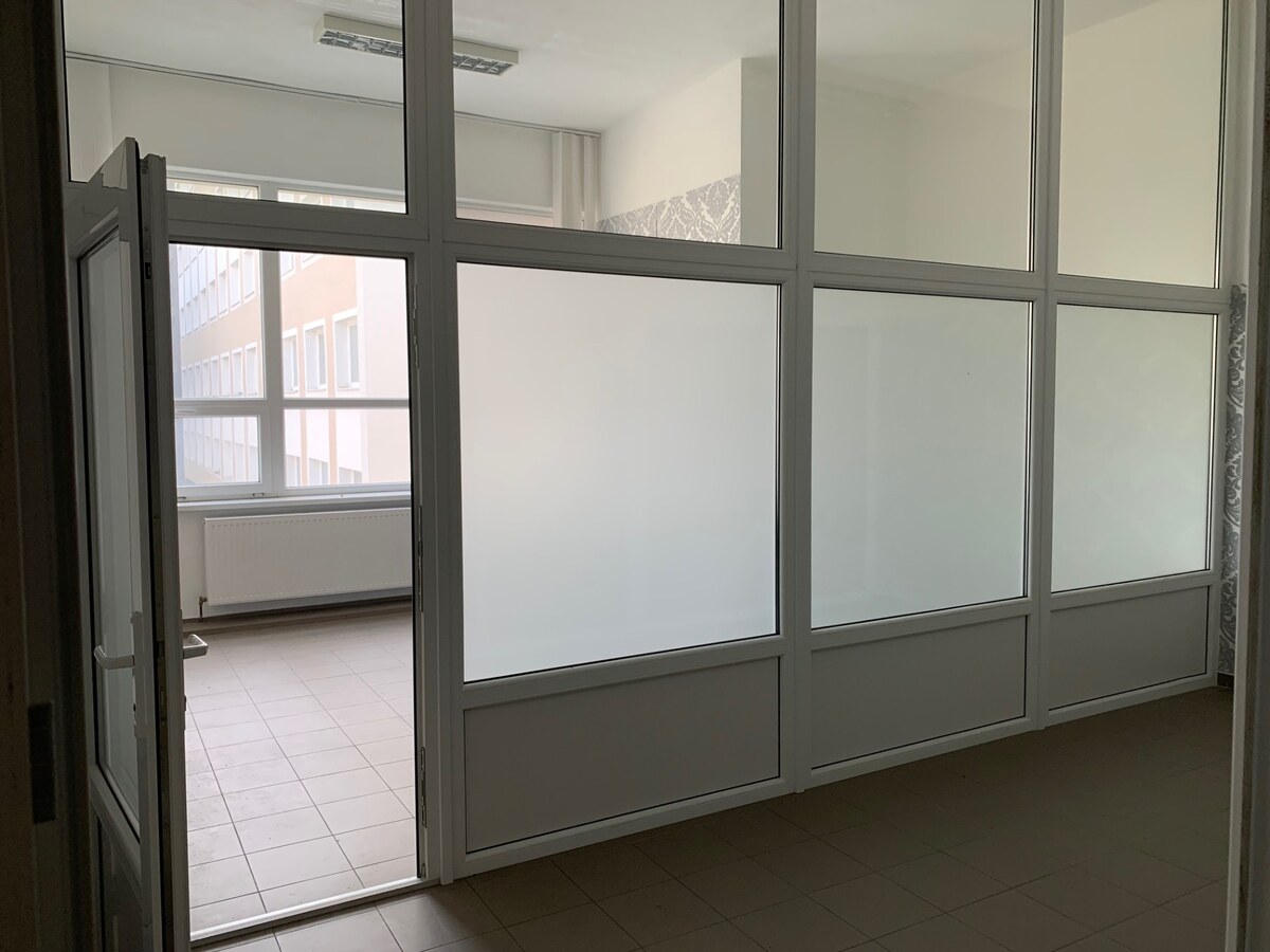 NA PRENÁJOM: KANCELÁRIA 40 M2, PRI GALÉRII KOŠICE — foto 4