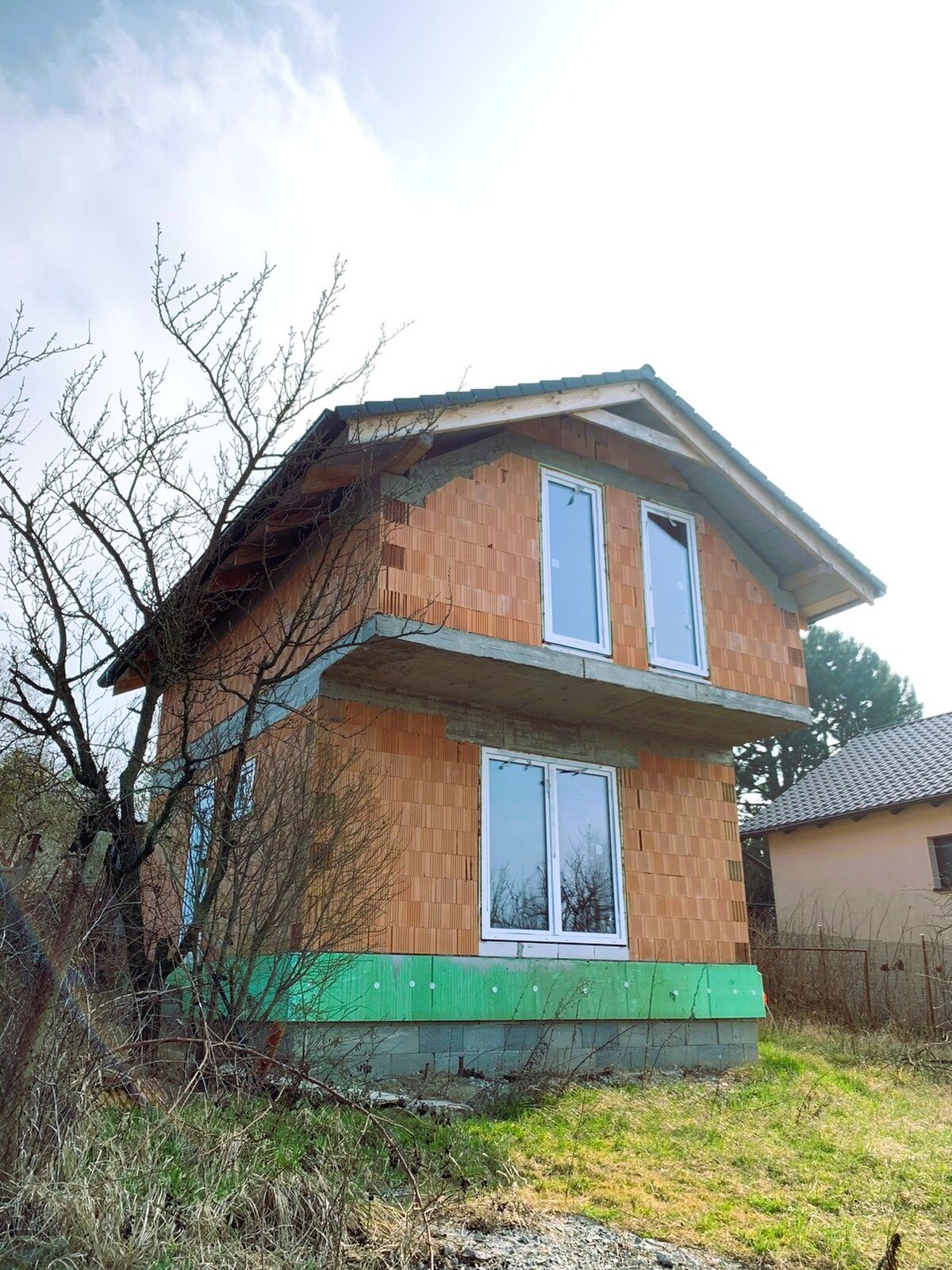 CHATA UZAVRETÁ HRUBÁ STAVBA, KOŠICKÁ NOVÁ VES - GEDER — foto 2
