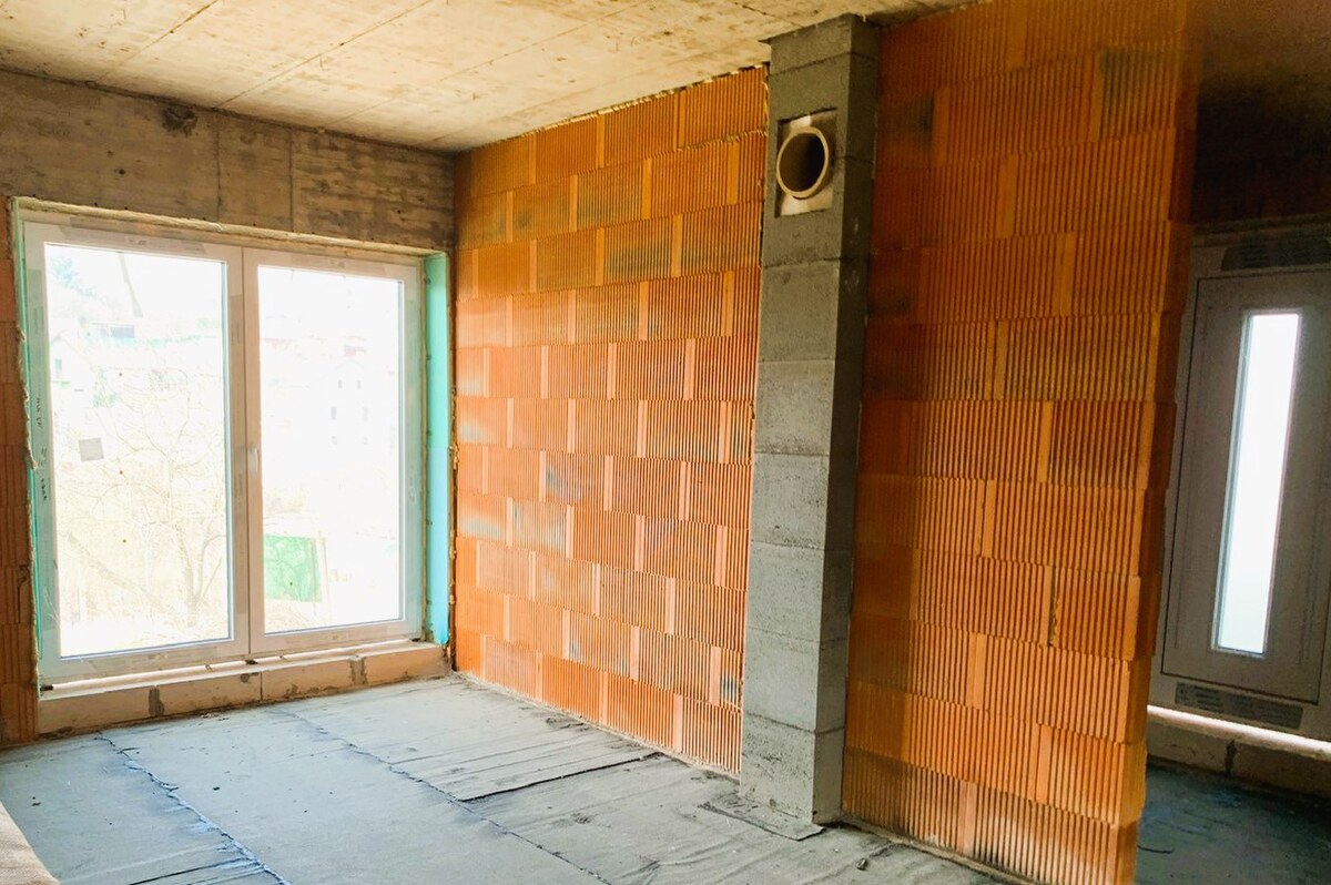 CHATA UZAVRETÁ HRUBÁ STAVBA, KOŠICKÁ NOVÁ VES - GEDER — foto 3