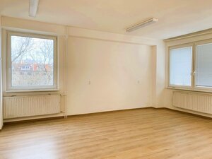 KANCELÁRIA 30m2, GARBIARSKA ULICA, KOŠICE — foto 2