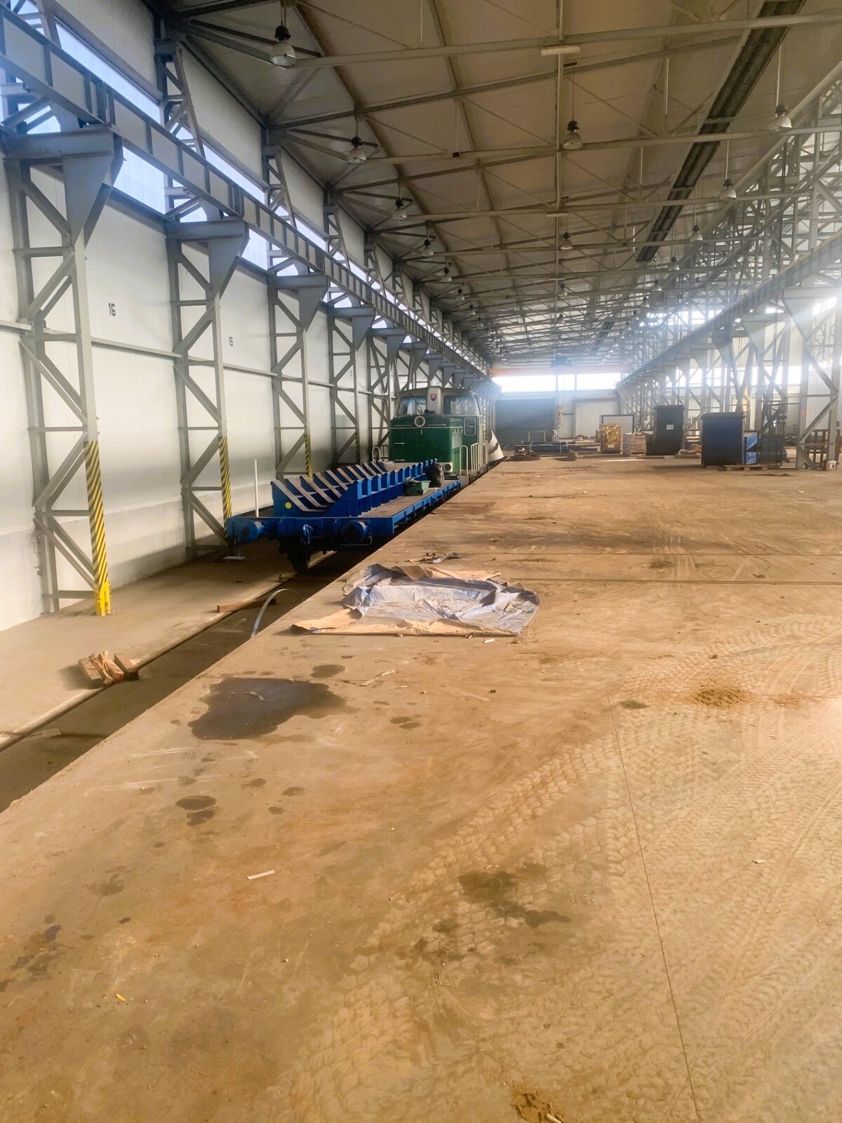 NA PRENÁJOM VÝROBNA A SKLADOVÁ HALA 6544 m², DOBŠINÁ — foto 8