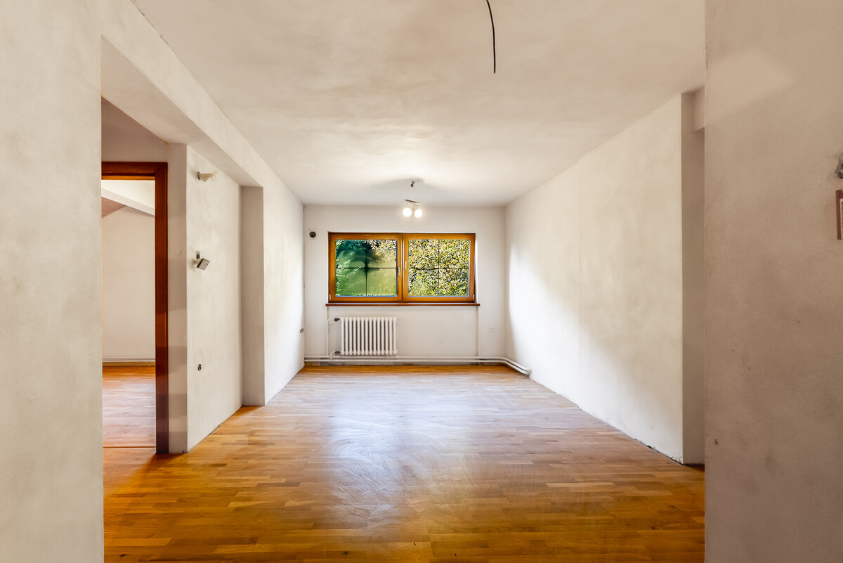 PREDAJ: REKREAČNÝ DOM S POZEMKAMI V OBCI MOŠTENICA — foto 6