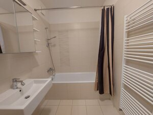PRENÁJOM : MODERNÝ 3 IZBOVÝ BYT S TERASOU A GARÁŽOVÝM STÁTÍM, BELVEDER — foto 14