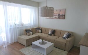 PRENÁJOM : MODERNÝ 3 IZBOVÝ BYT S TERASOU A GARÁŽOVÝM STÁTÍM, BELVEDER — foto 2