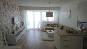 PRENÁJOM : MODERNÝ 3 IZBOVÝ BYT S TERASOU A GARÁŽOVÝM STÁTÍM, BELVEDER — foto 3