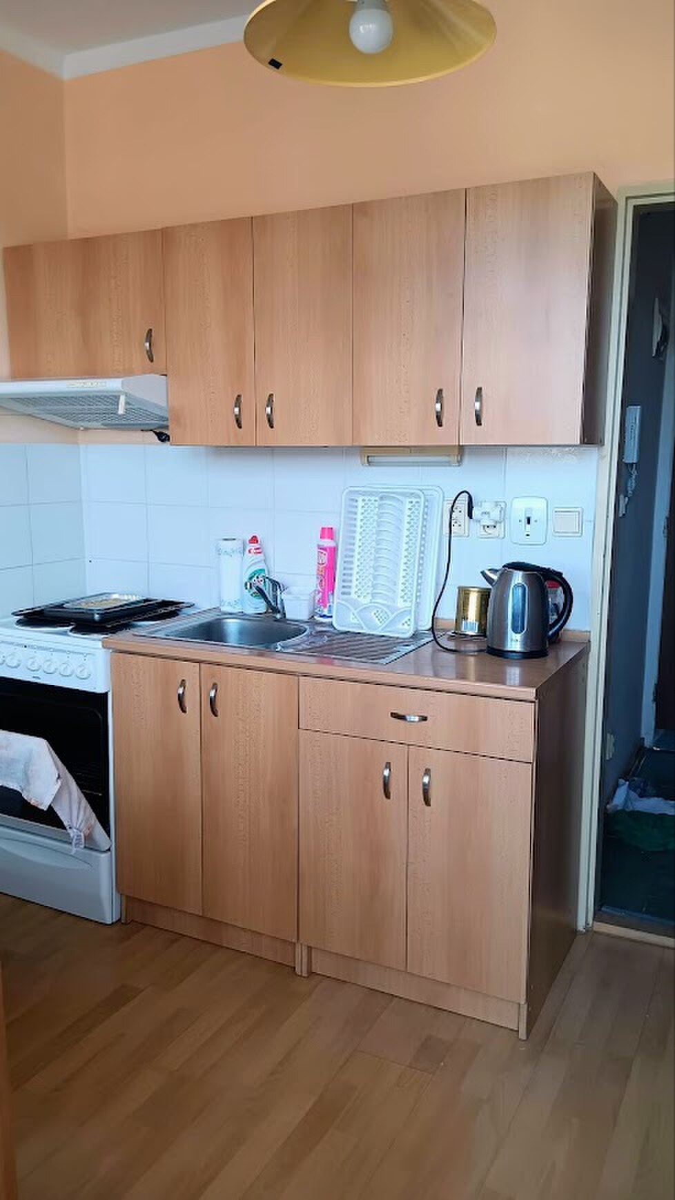 PRENÁJOM: 1 IZBOVÝ BYT S BALKÓNOM, LAZOVNÁ — foto 10