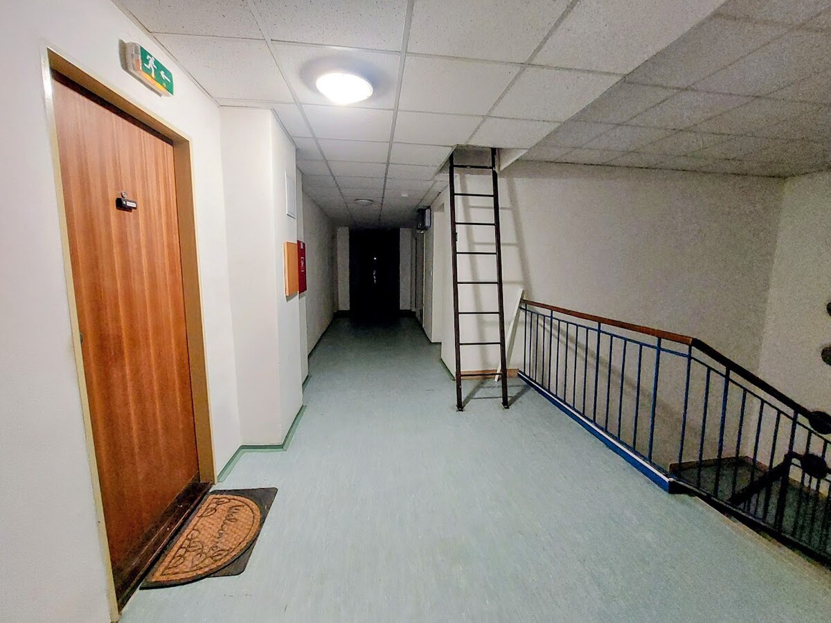 PRENÁJOM: 1 IZBOVÝ BYT S BALKÓNOM, LAZOVNÁ — foto 12
