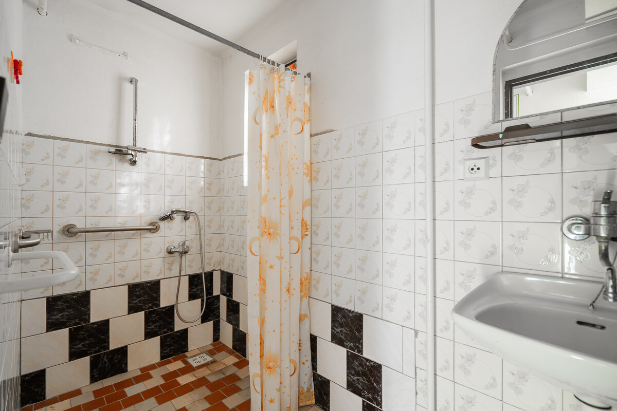 PREDAJ - Rodinný dom 262 m² pár krokov od Kúpeľov Číž, pozemok 717 m2 — foto 21