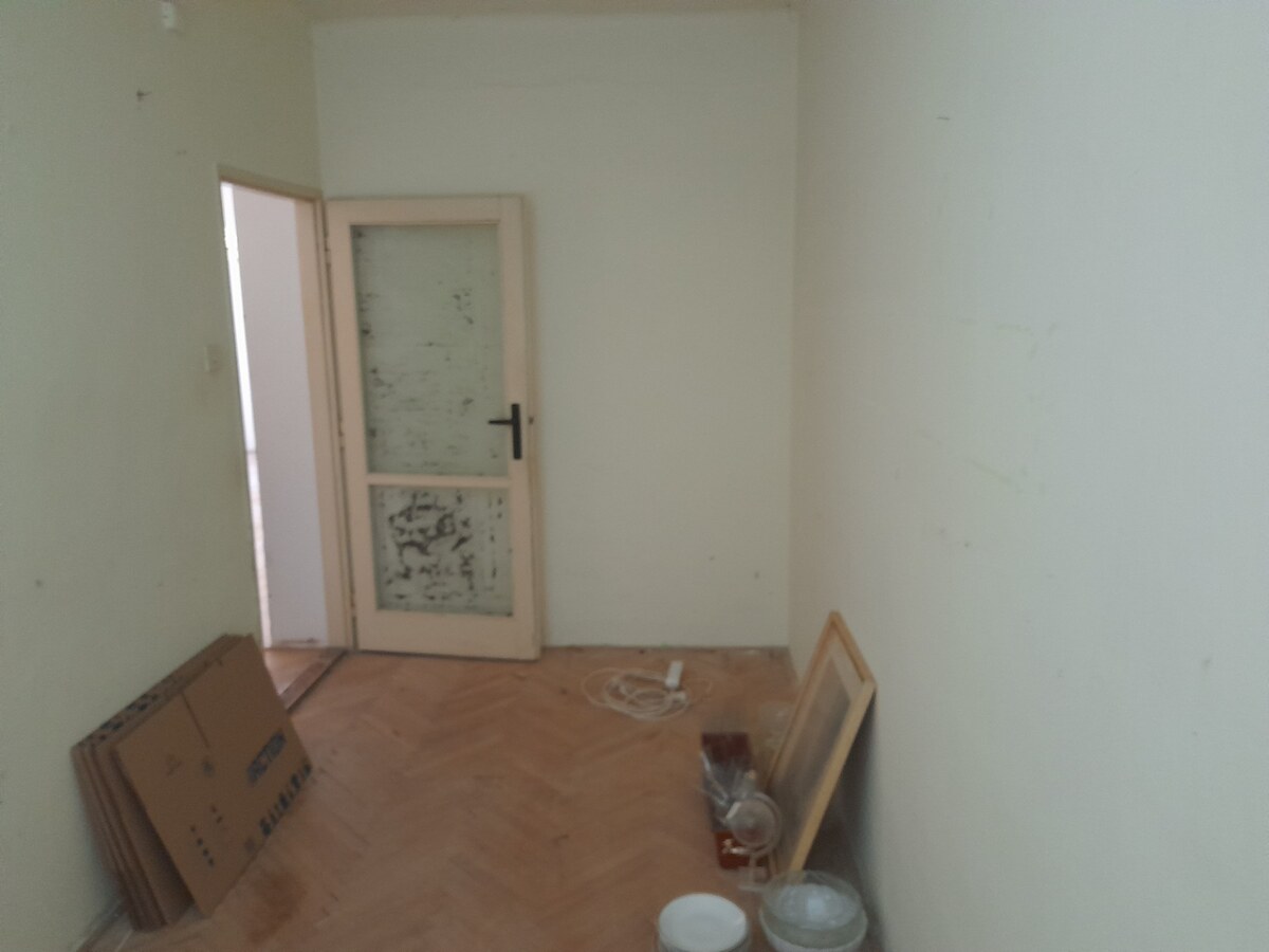 3 izbový byt v centre Nových Zámkov — foto 3