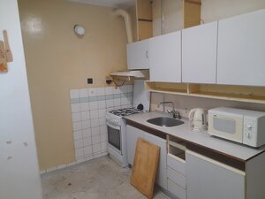 3 izbový byt v centre Nových Zámkov — foto 4