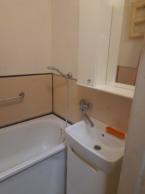 3 izbový byt v centre Nových Zámkov — foto 5
