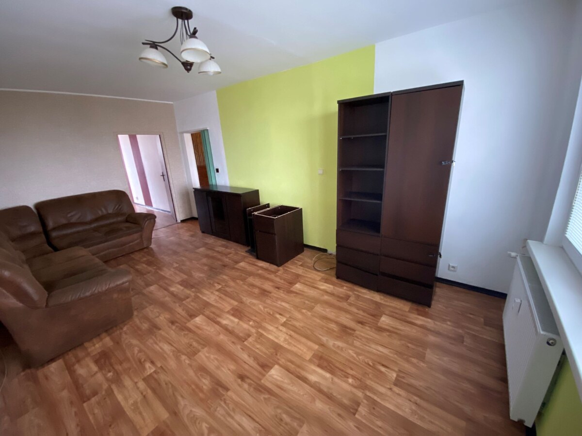 Ponúkame na prenájom veľký 2-izbový byt v Rimavskej Sobote