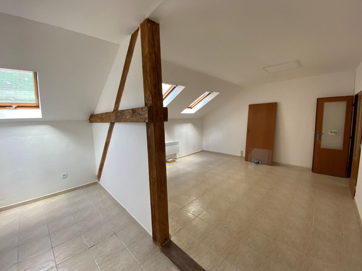 Kancelársky / komerčný priestor na prenájom v centre Rimavskej Soboty — foto 3