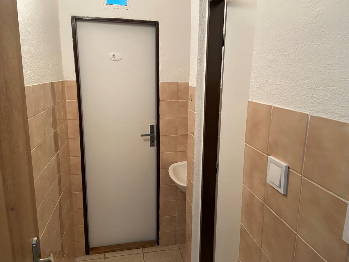 Kancelársky / komerčný priestor na prenájom v centre Rimavskej Soboty — foto 7