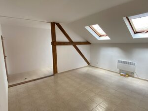Kancelársky / komerčný priestor na prenájom v centre Rimavskej Soboty — foto 1
