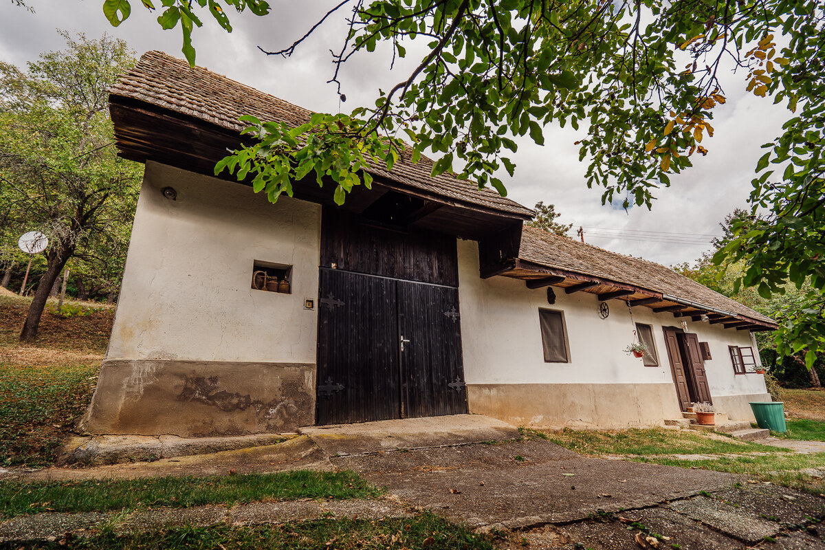 PREDAJ: Vidiecka usadlosť pri Lučenci - 4770 m2, Gregorova Vieska — foto 5