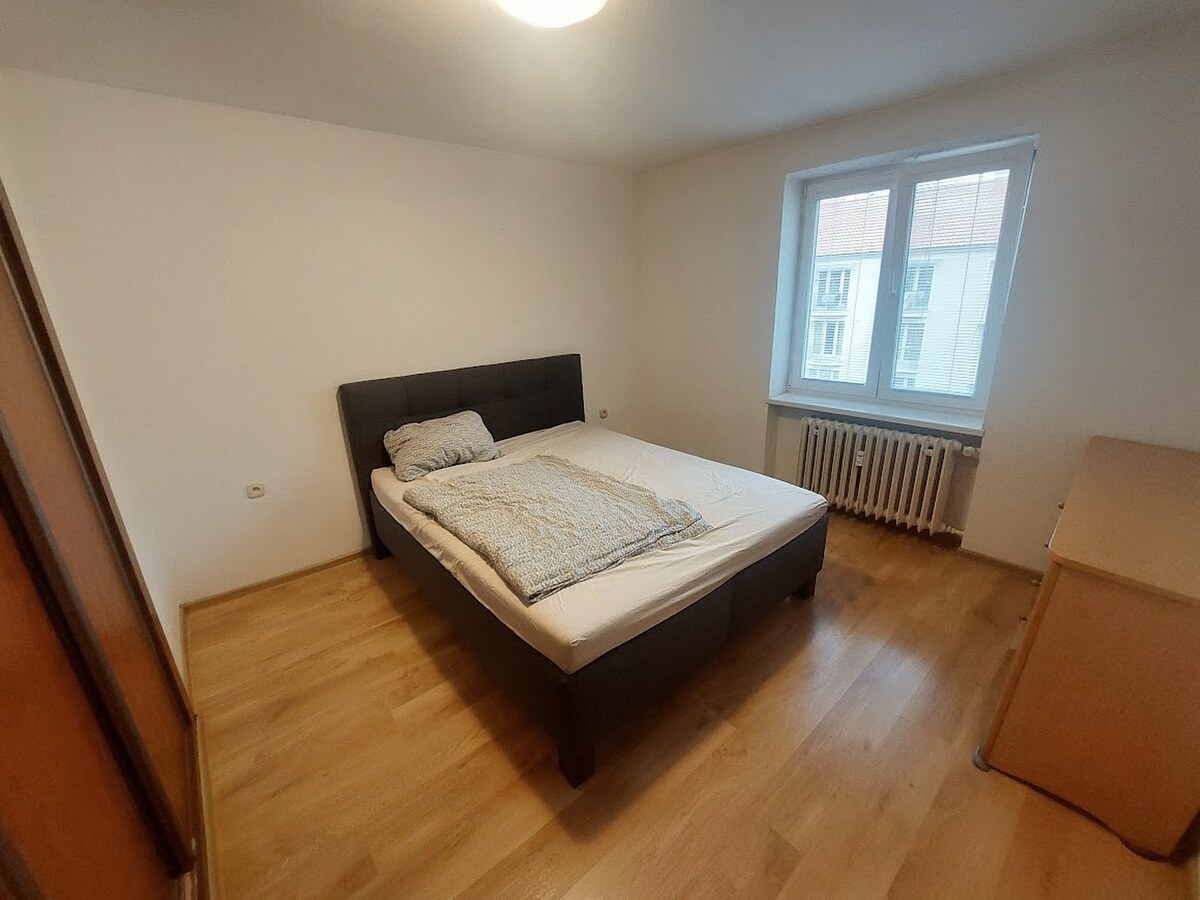 PRENÁJOM: KRÁSNY ZARIADENÝ 2 IZBOVÝ BYT S BALKÓNOM, FORTNIČKA — foto 3