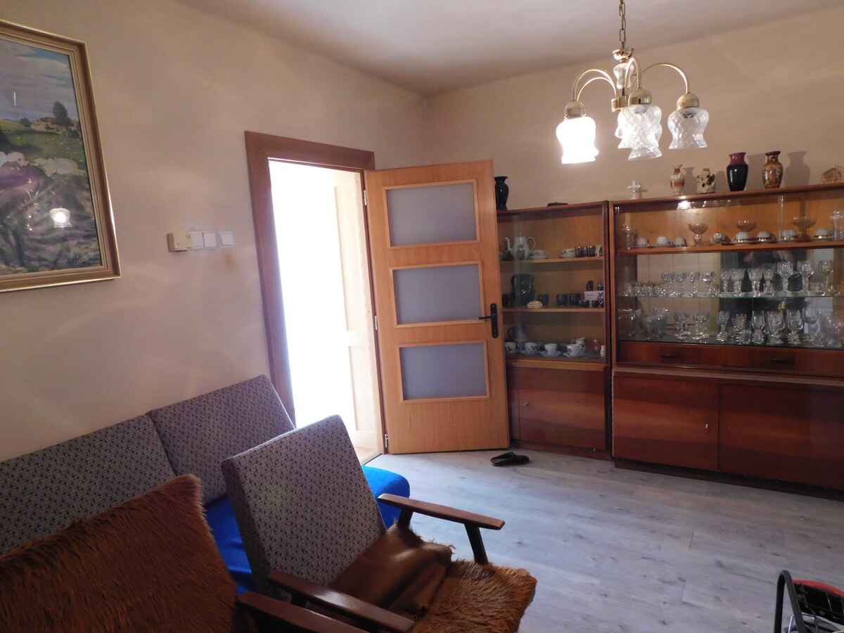 Na predaj 5-izbový rodinný dom s veľkým pozemkom – Dvory nad Žitavou — foto 4