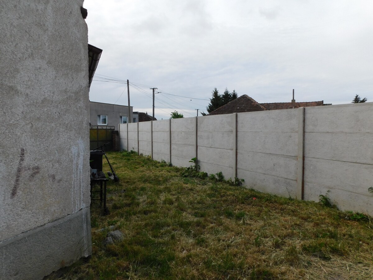 Ponúkame na predaj 3-izb. rodinný dom v obci Dvory nad Žitavou. — foto 14