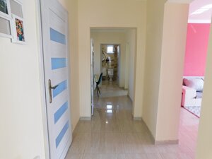 Ponúkame na predaj 3-izb. rodinný dom v obci Dvory nad Žitavou. — foto 9