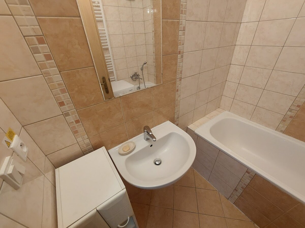 PRENÁJOM: ÚTULNÝ 2 IZBOVÝ BYT BEZ BALKÓNA, NOVOSTAVBA, CENTRUM — foto 10