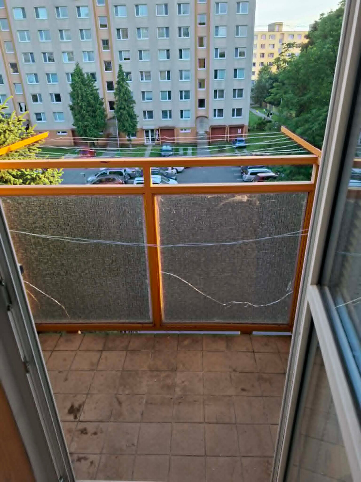 DOBRÉ REALITY-Kompl. prerobený a zariadený 3-i byt na predaj, Zapotôčk — foto 10