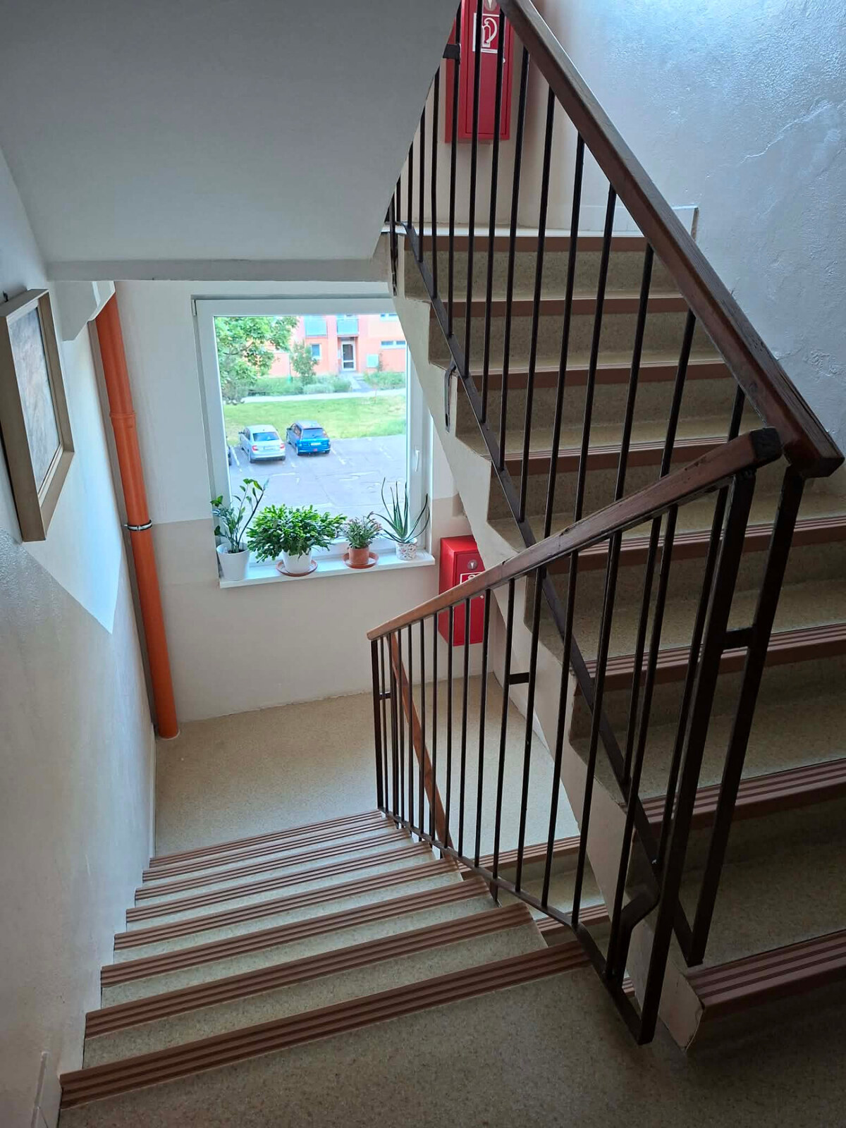 DOBRÉ REALITY-Kompl. prerobený a zariadený 3-i byt na predaj, Zapotôčk — foto 15