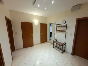 DOBRÉ REALITY-Kompl. prerobený a zariadený 3-i byt na predaj, Zapotôčk — foto 13