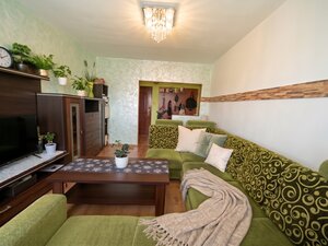 Svetlý 3-izbový byt s novou kuchyňou, klímou a panoramatickým výhľadom — foto 1