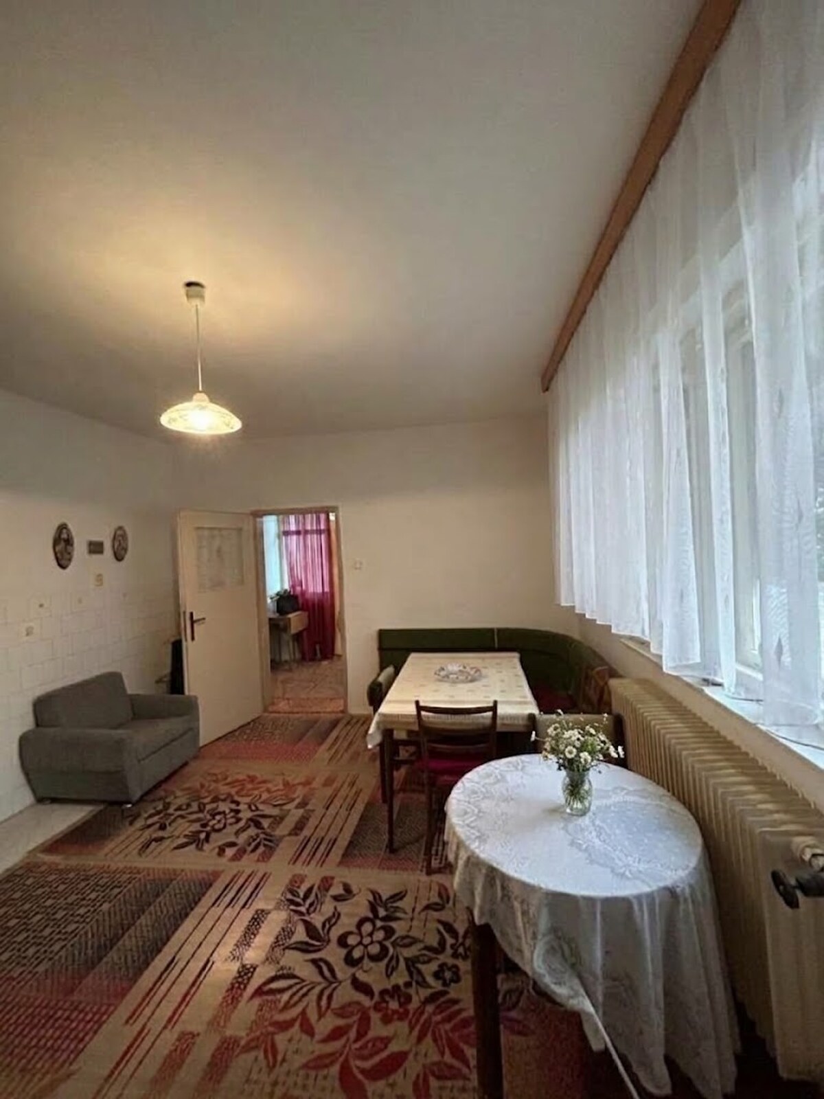 3-izbový Rodinný dom s atmosférou starých čias, ihneď obývateľný. — foto 3