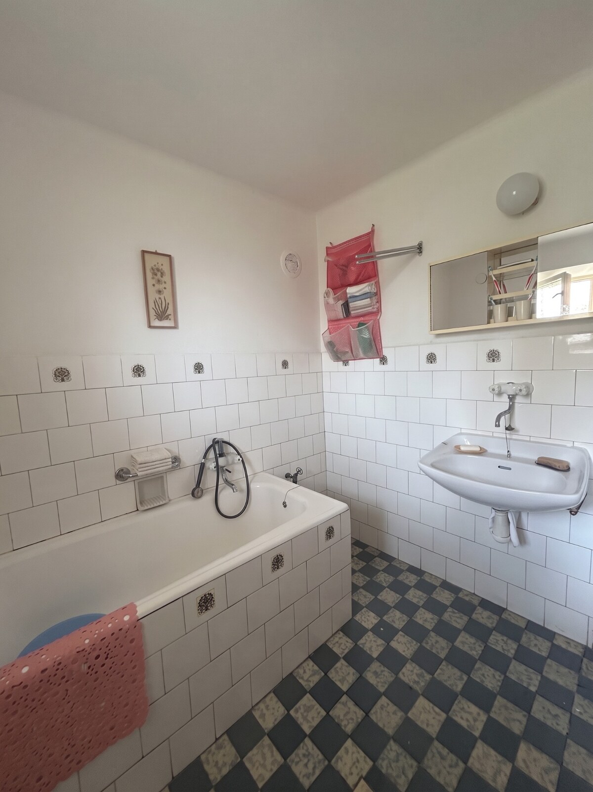 Tradičný 4-izbový rodinný dom z pálenej tehly, na predaj — foto 6