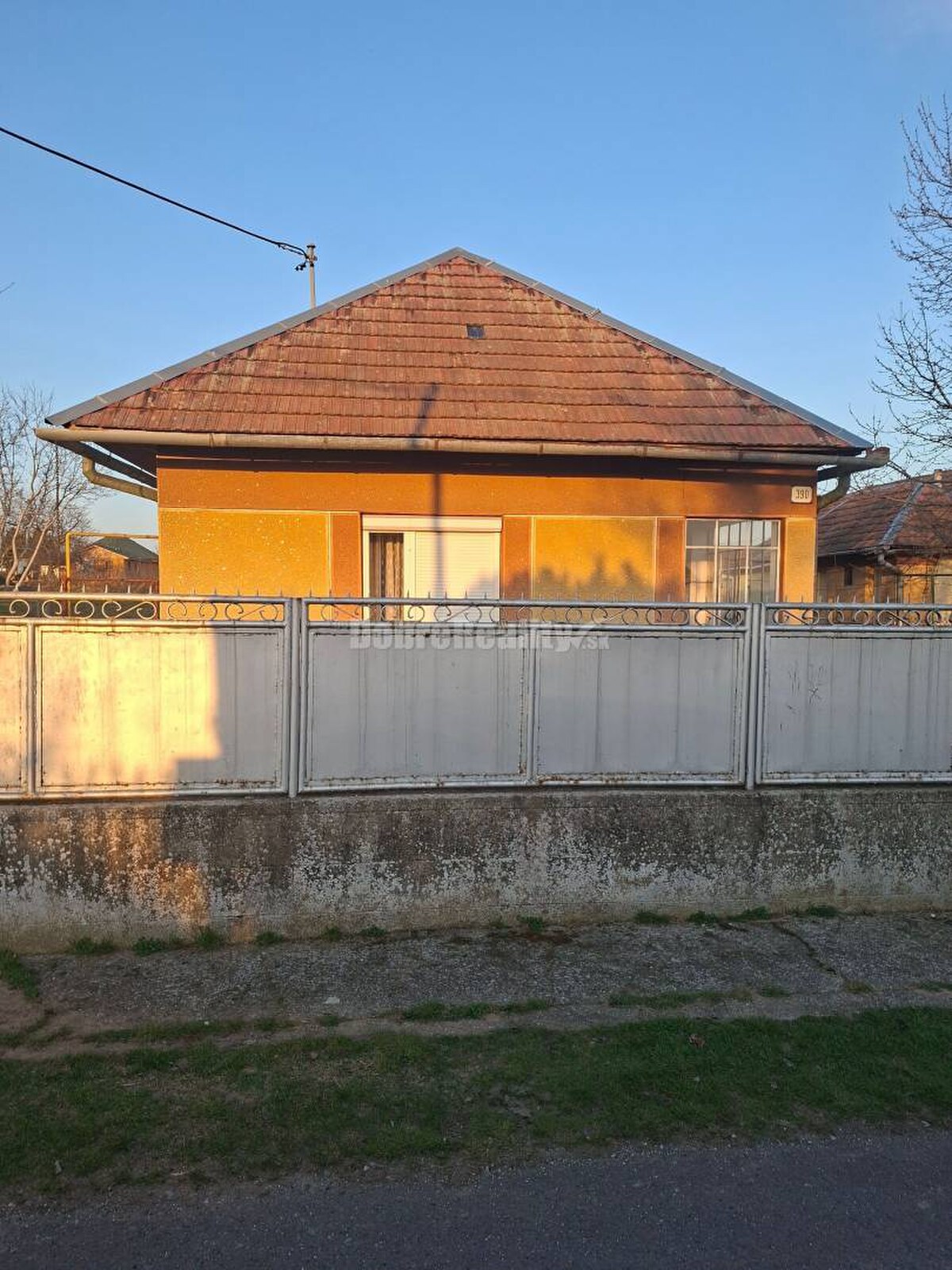 Nová cena. Predaj rodinného domu v obci Jasová ! — foto 2