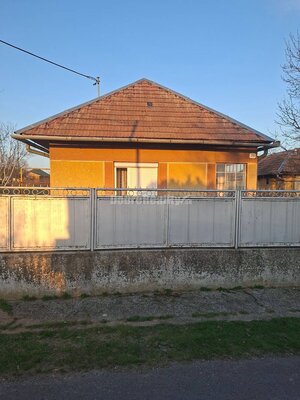 Nová cena. Predaj rodinného domu v obci Jasová ! — foto 2