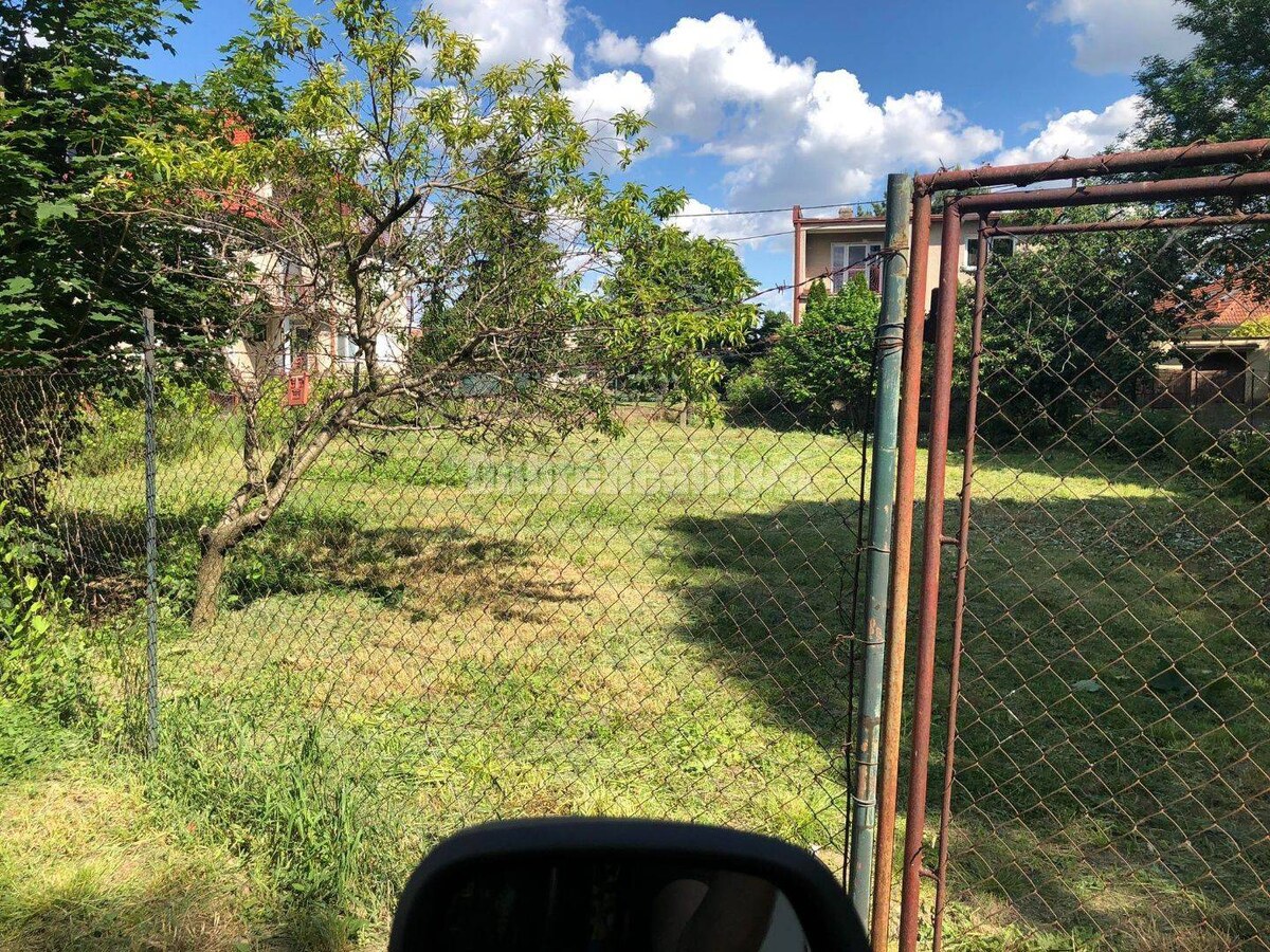 Lukratívny pozemok pri parku — foto 2