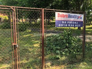 Lukratívny pozemok pri parku — foto 1