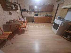 Na predaj rodinny dom v obci Iža. — foto 6