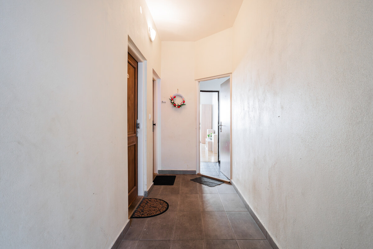 REZERVOVANÝ: 2 izbový byt s balkónom, 70 m2, Brezno - Mazorníkovo — foto 11