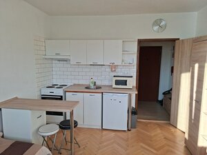 DOBRÉ REALITY-pekná garsónka na prenájom, sídl. Kopanice, Prievidza — foto 2