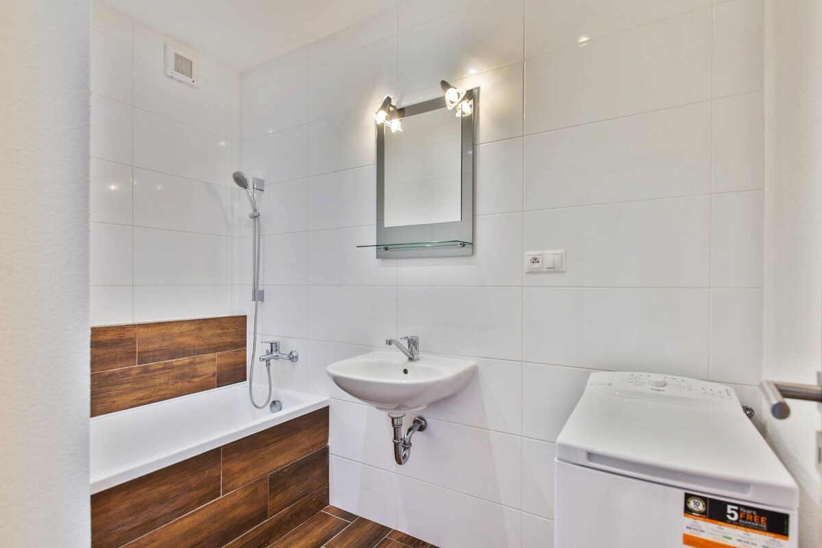 REZERVOVANÝ:  2 izbový byt s balkónom a pivnicou, Bystrický rad, Zvol — foto 5