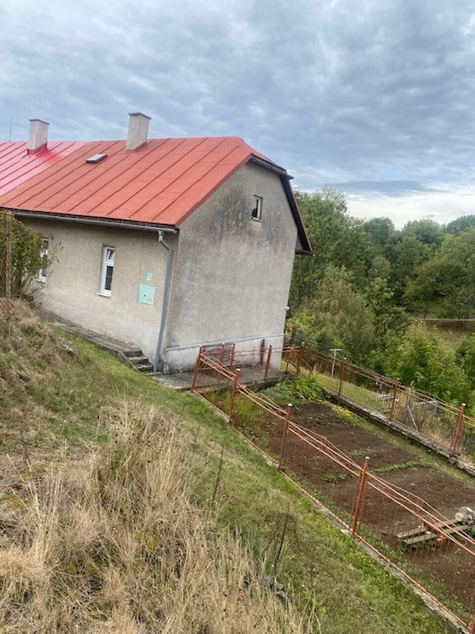 PREDAJ : Rodinný dom v obci Kunešov, okres Žiar nad Hronom — foto 13