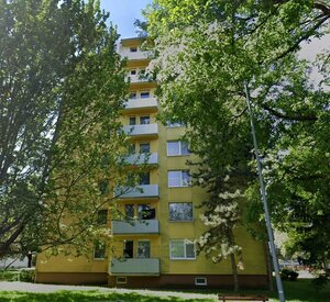 Veľký a svetlý 3-izbový byt na ulici Andreja Hlinku v Piešťanoch — foto 1