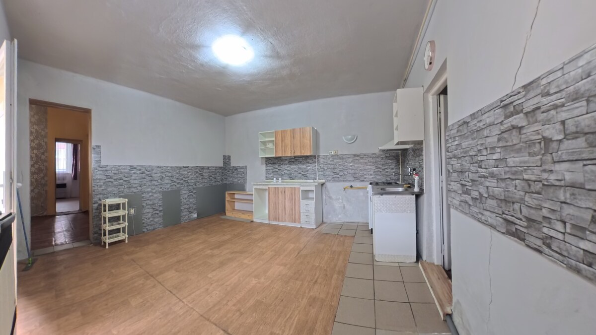 Dobré Reality ponúkajú na predaj rodinný dom blízko centra — foto 5