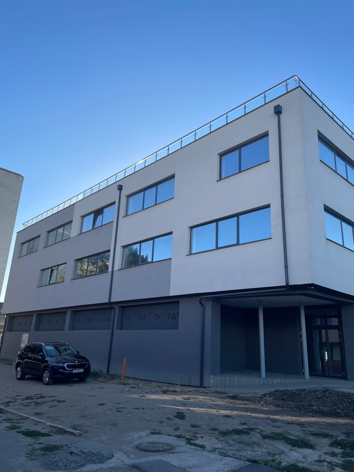 ponúkame obchodné priestory 800m2 — foto 12