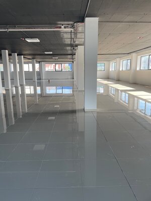 ponúkame obchodné priestory 800m2 — foto 6
