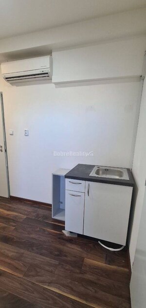 Dobré reality na prenájom klimatizovaný priestor 32,8 a 49,9 m2 — foto 10