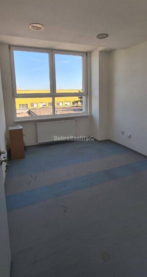 Dobré reality na prenájom klimatizovaný priestor 32,8 a 49,9 m2 — foto 16