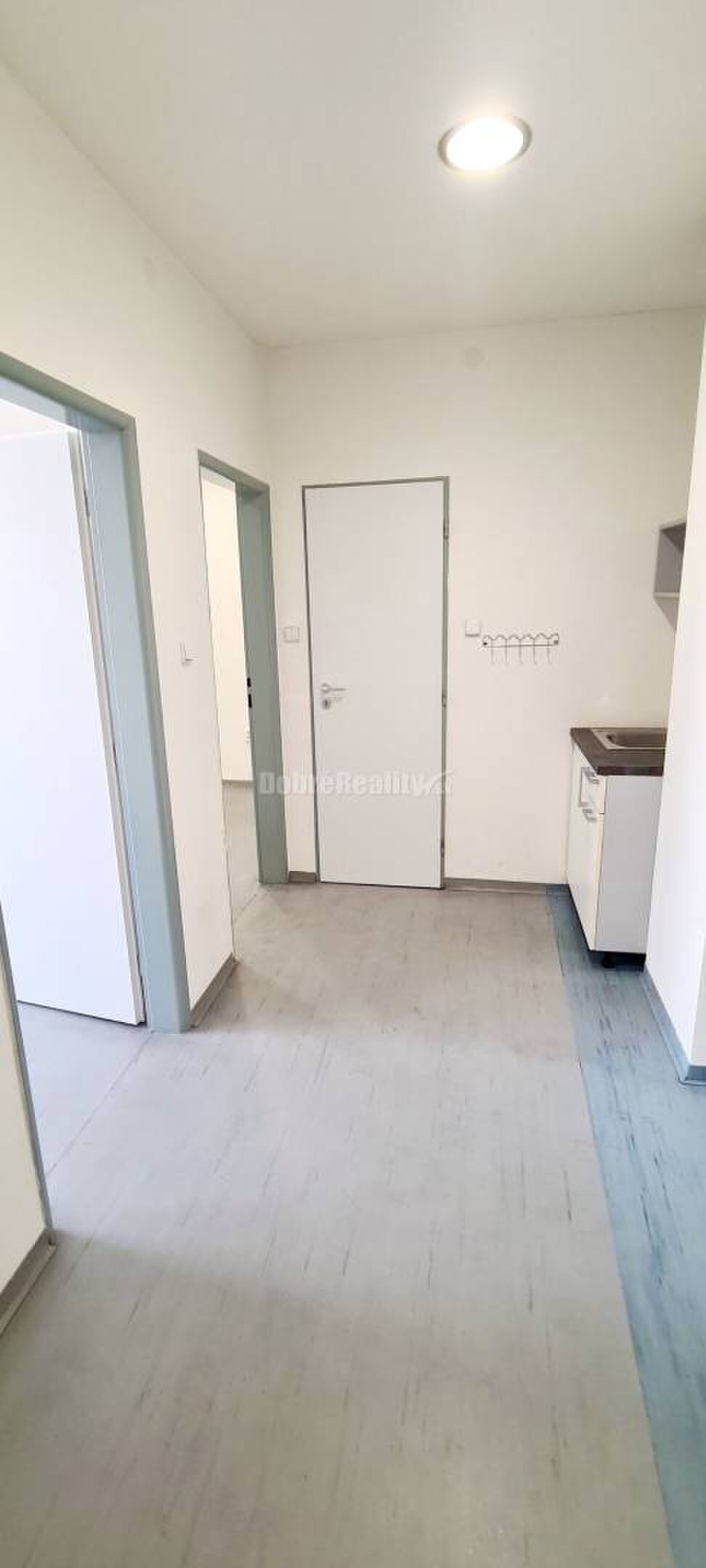 Dobré reality-na prenájom priestory 48,4 m2 a 30,90m2+ kúpelňa s wc, p — foto 7