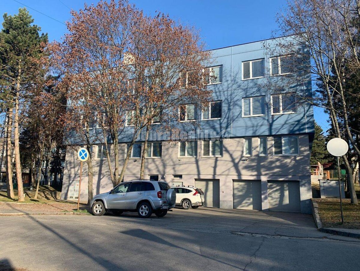 DOBRÉ REALITY - Prenájom priestorov, 30m2, budova Allianz, Záhradnícka — foto 5